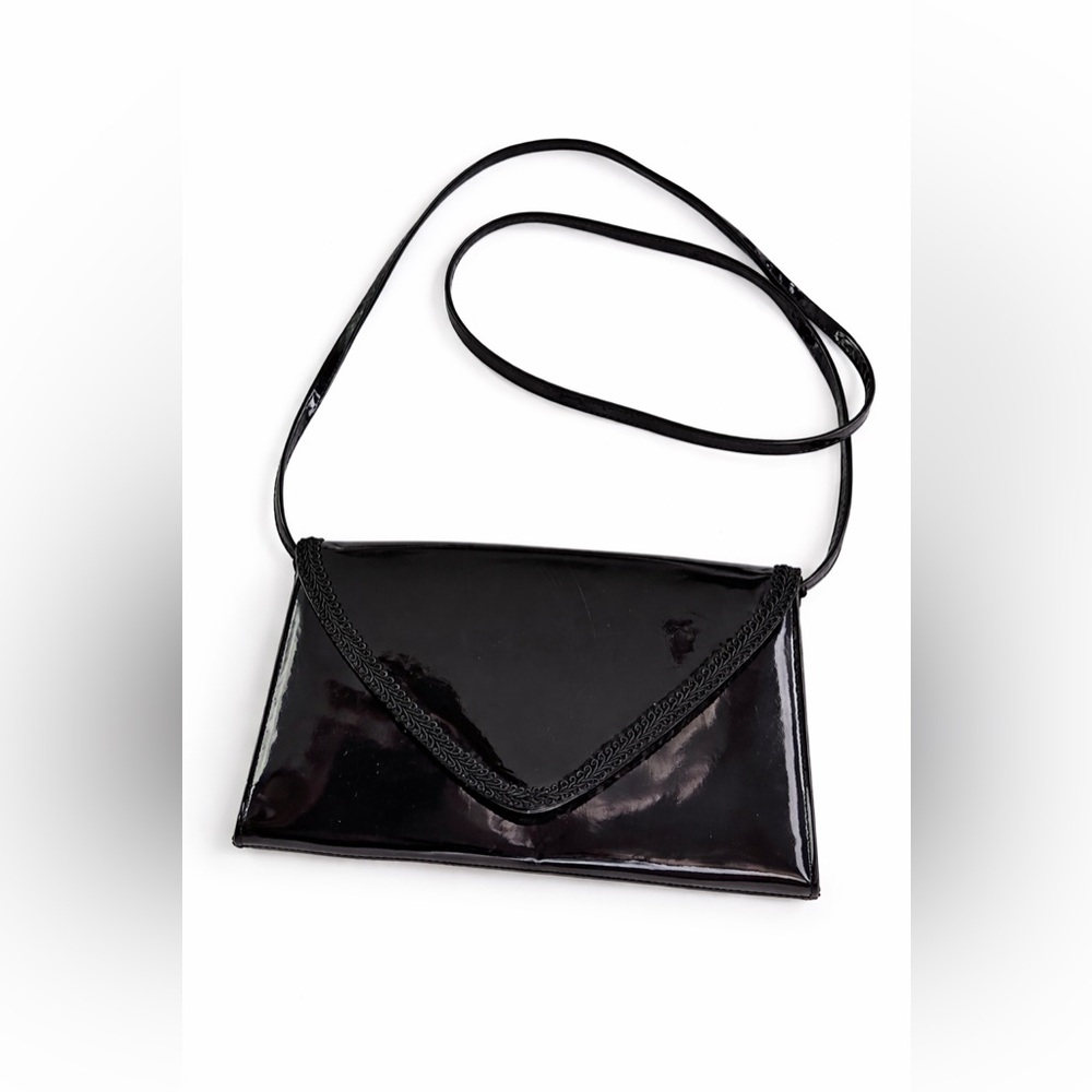 Vintage | Y2K | Black Patent Envelope Shoulder Bag